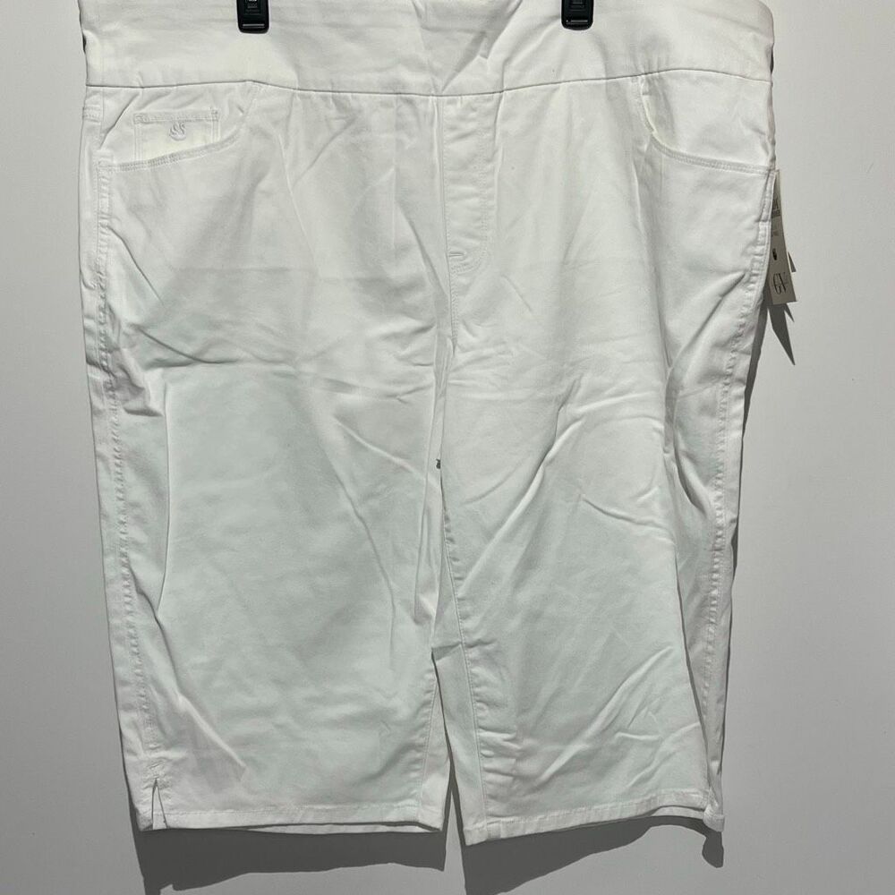 Gloria Vanderbilt Women's White Amanda Pull On Skimmer Pants Size 24W NWT